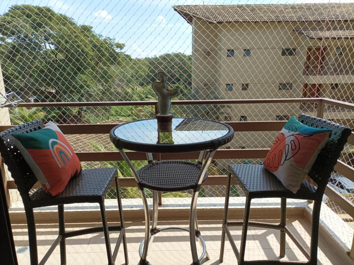 Aldeia Do Lago Caldas Novas Lindo Apt Com Cozinha Mobilia Nova Pode Levar Bebidas Na Area Das Piscinas Luaran gambar